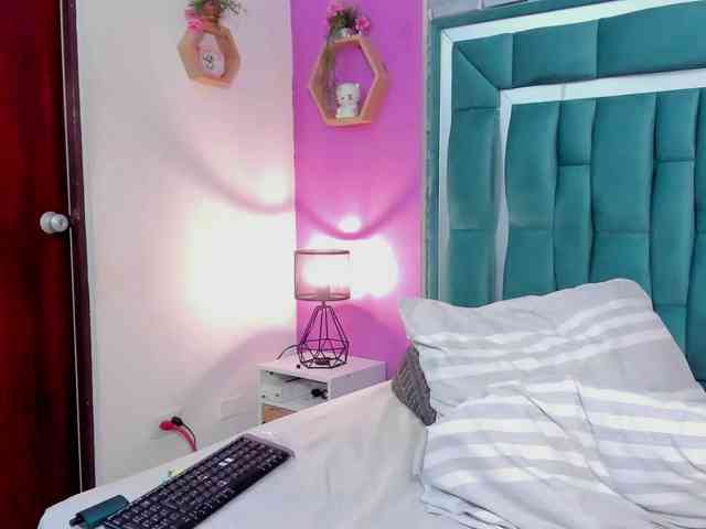 VALERY_ANDERSON webcam