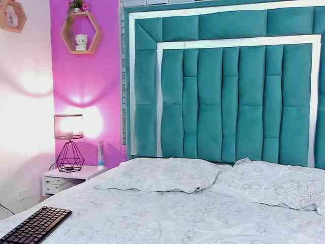 VALERY_ANDERSON webcam