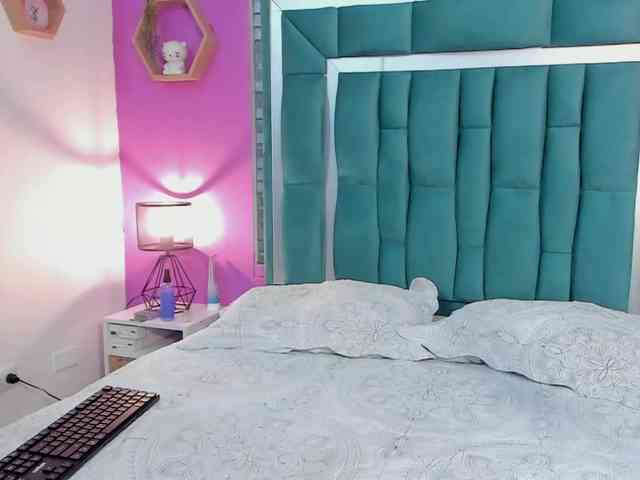 VALERY_ANDERSON webcam