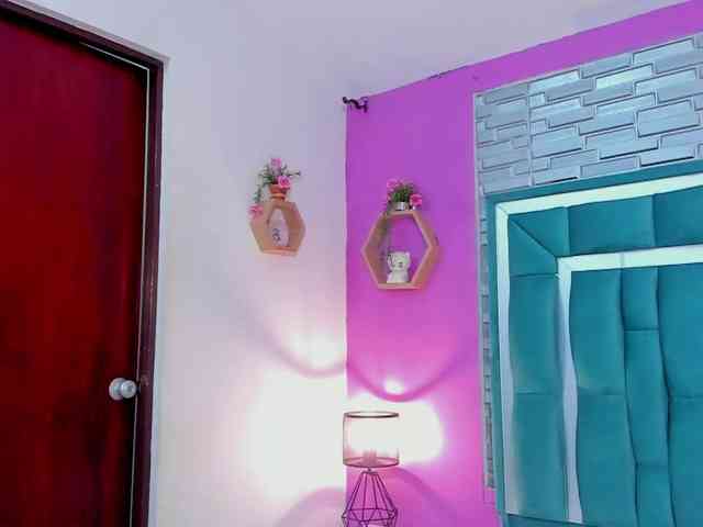 VALERYANDERSON VALERYANDERSON