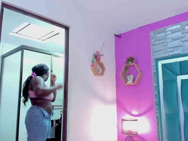 VALERY_ANDERSON webcam