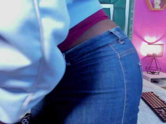 VALERY_ANDERSON webcam