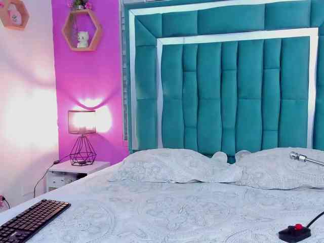 VALERY_ANDERSON webcam