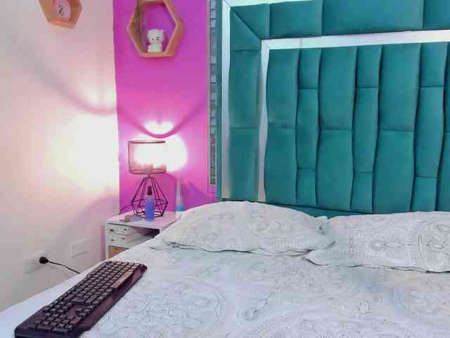 VALERY_ANDERSON webcam