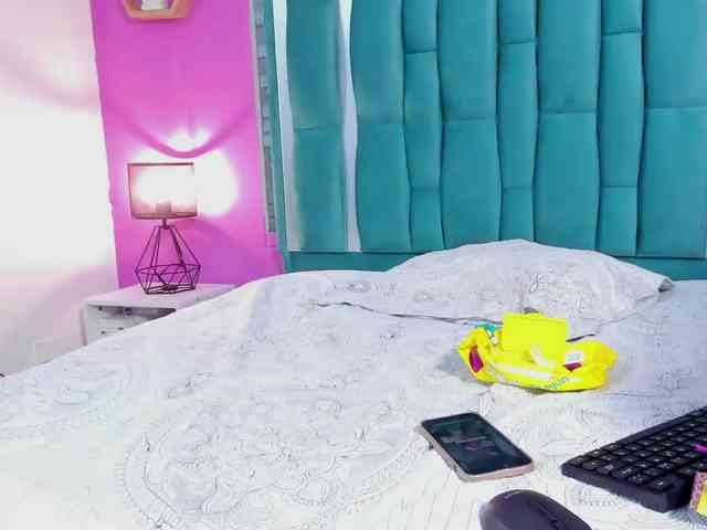 VALERY_ANDERSON webcam