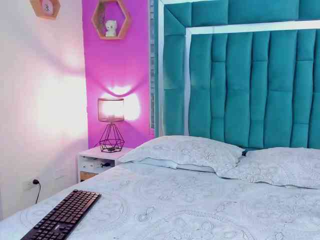 VALERY_ANDERSON webcam