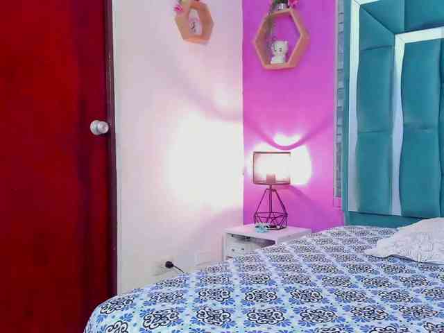 VALERYANDERSON VALERYANDERSON