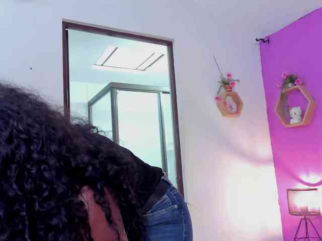 VALERY_ANDERSON webcam