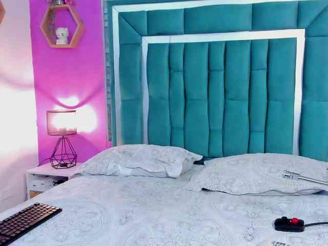 VALERY_ANDERSON webcam