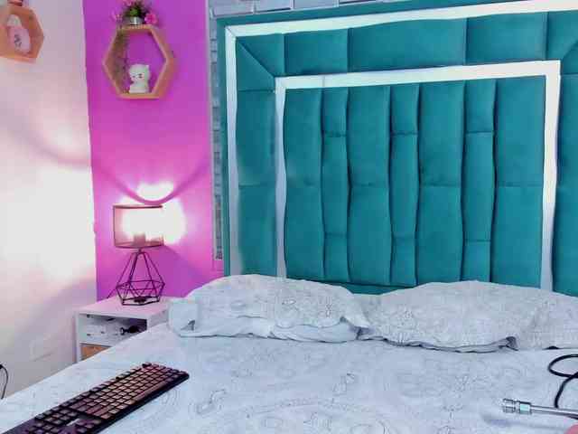 VALERY_ANDERSON webcam