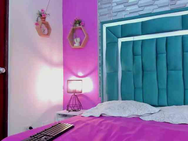 VALERY_ANDERSON webcam