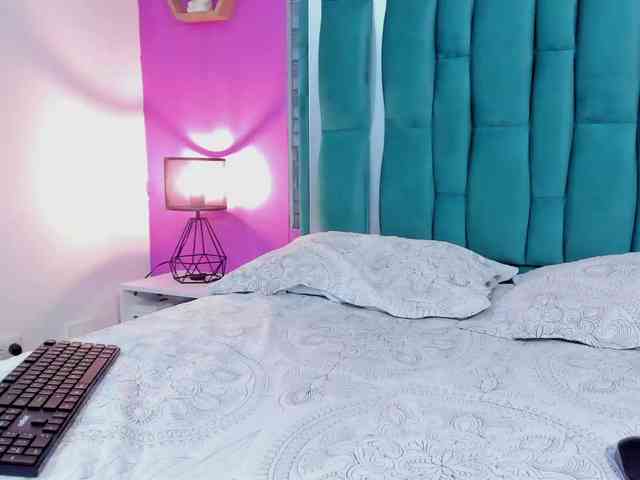 VALERY_ANDERSON webcam