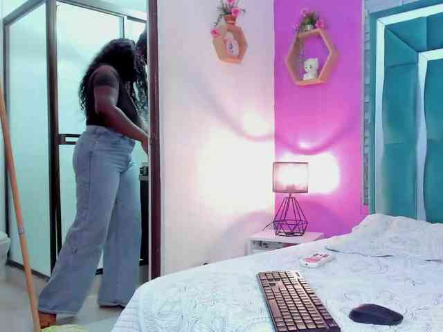 VALERY_ANDERSON webcam