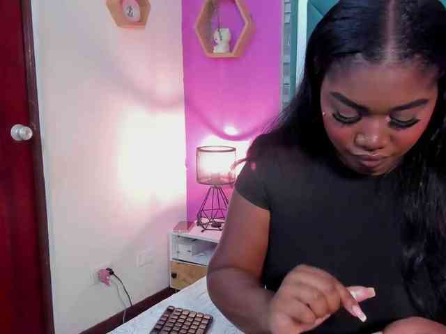 VALERYANDERSON VALERYANDERSON