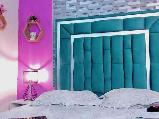 VALERY_ANDERSON webcam