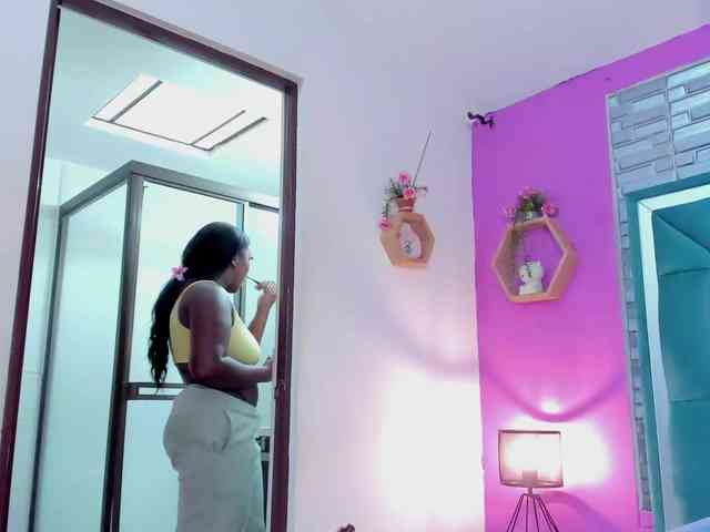 VALERYANDERSON VALERYANDERSON