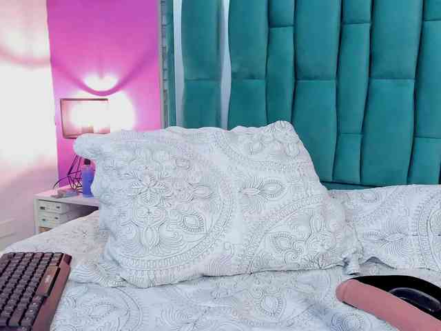 VALERY_ANDERSON webcam