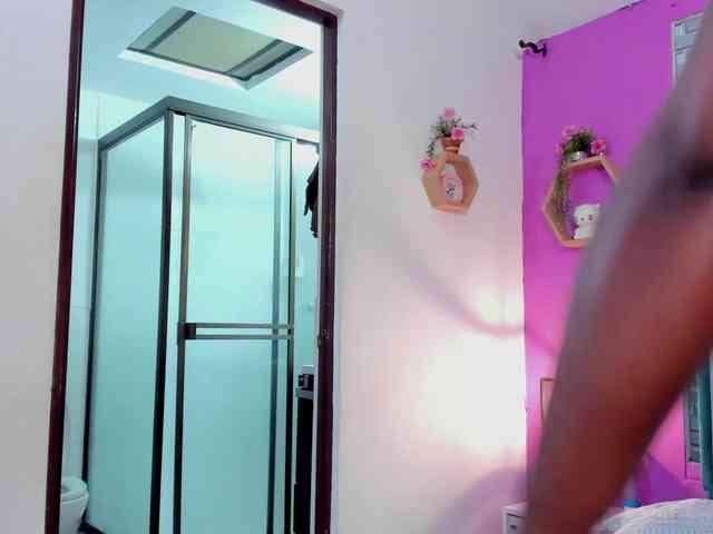 VALERY_ANDERSON webcam