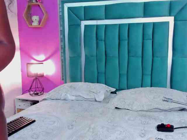 VALERY_ANDERSON webcam