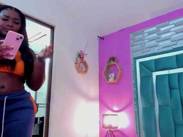 VALERY_ANDERSON webcam