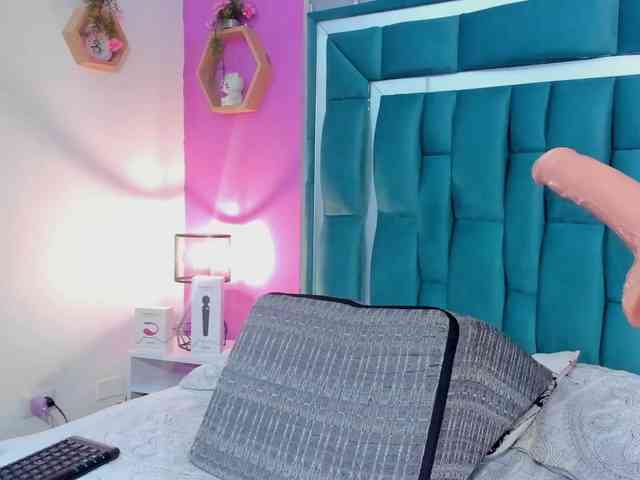 VALERY_ANDERSON webcam