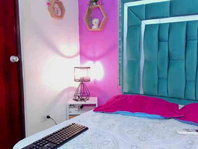 VALERY_ANDERSON webcam