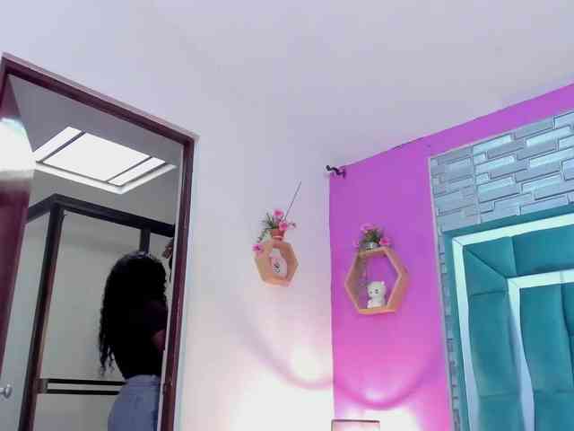 VALERY_ANDERSON webcam