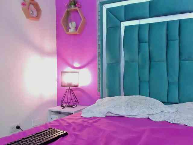 VALERY_ANDERSON webcam