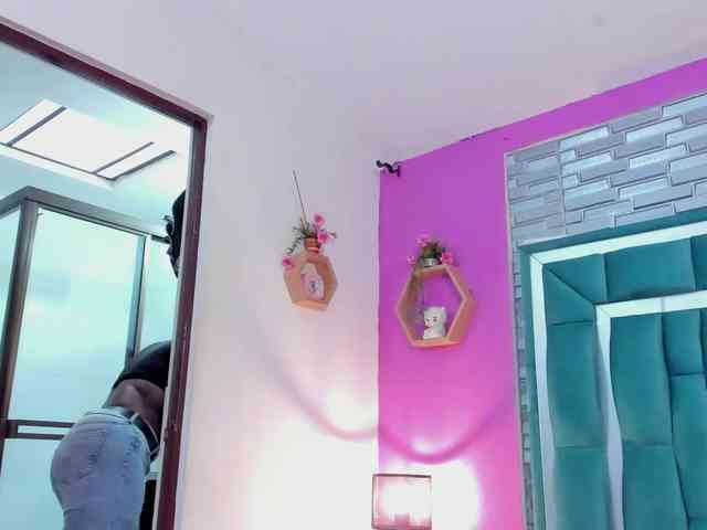 VALERY_ANDERSON webcam