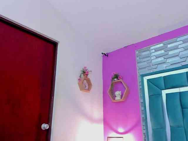 VALERYANDERSON VALERYANDERSON