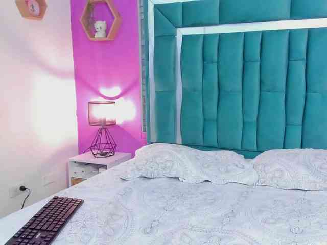 VALERY_ANDERSON webcam