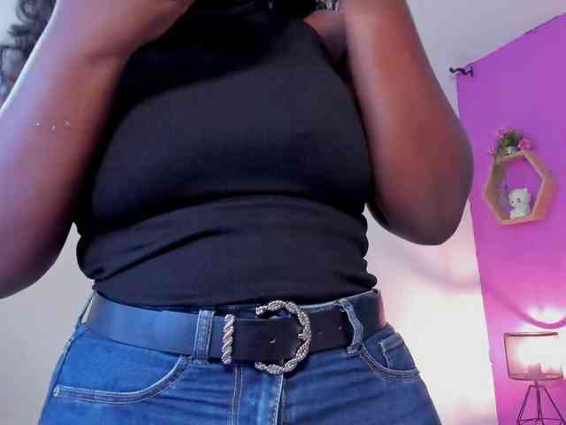 VALERY_ANDERSON webcam