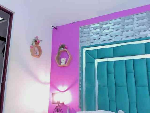 VALERYANDERSON VALERYANDERSON