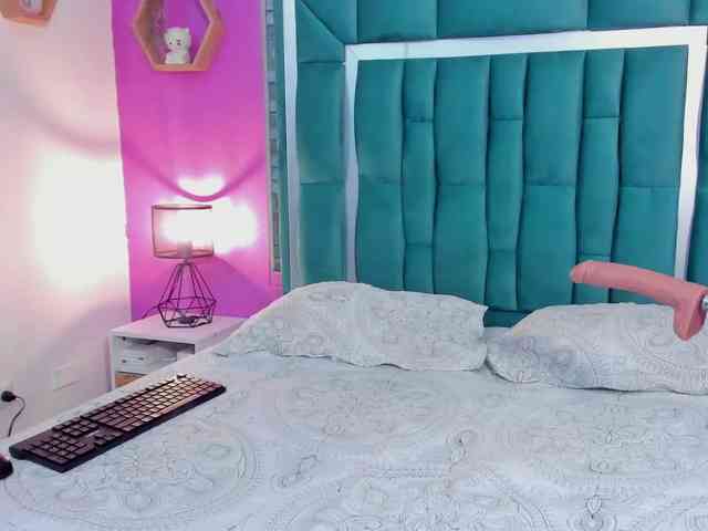 VALERY_ANDERSON webcam