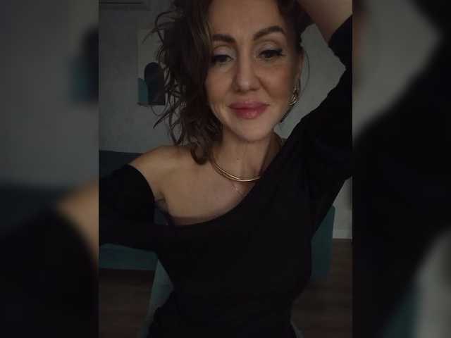 GreatKate's BongaCams show and profile