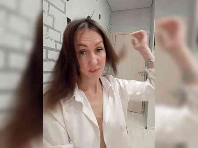 GreatKate webcam