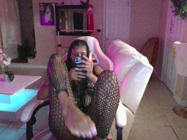 Webcam performer C0c0iman online show C0c0iman