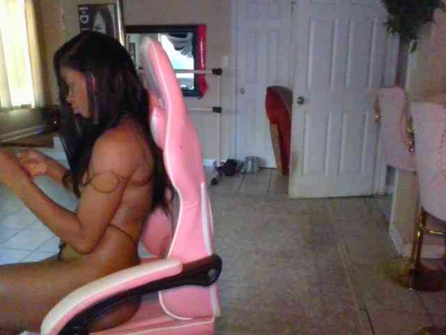 c0c0iman webcam