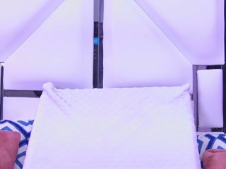 AlliciaKim Porn Show