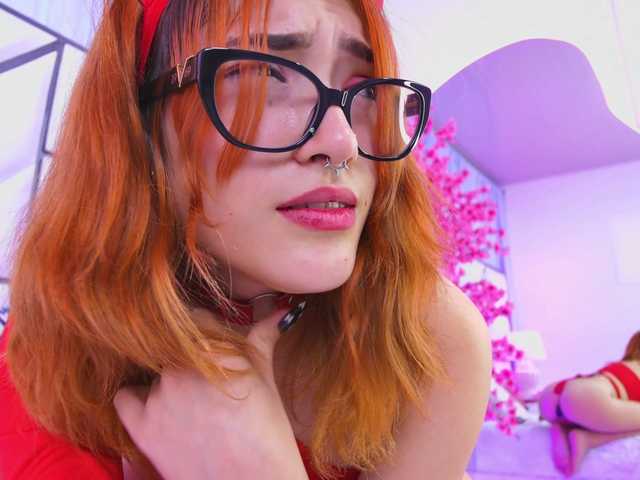 AlliciaKim's BongaCams show and profile