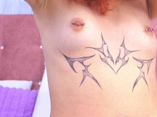 AlliciaKim's BongaCams show and profile