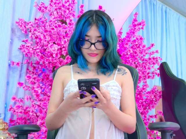 AlliciaKim webcam bongacams model stream image