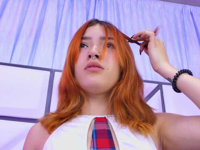 AlliciaKim's BongaCams show and profile