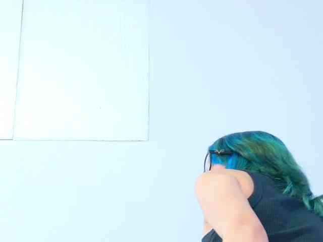 AlliciaKim webcam