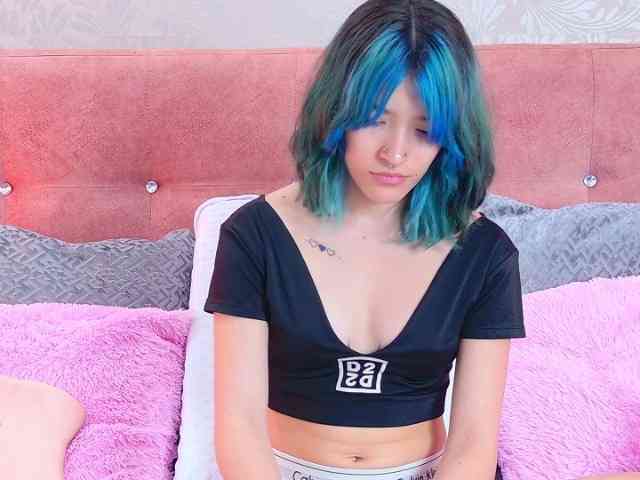 AlliciaKim Live Webcam on BongaCams