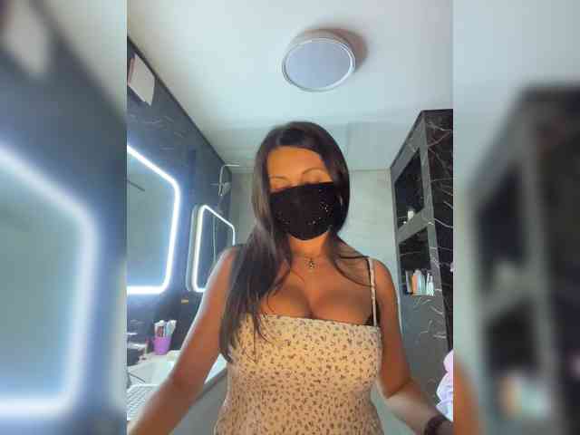 ZarinaMilf webcam