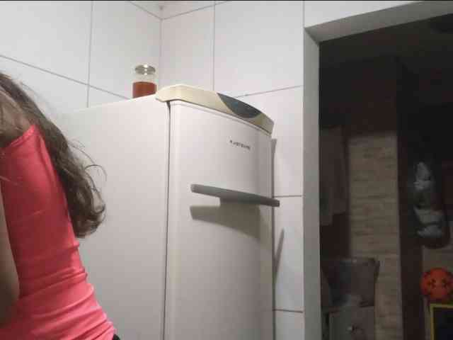 Модель: Bombonzin