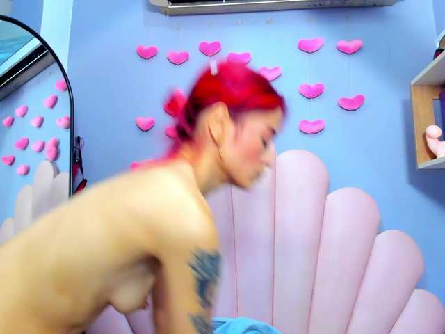 LucyMiller's BongaCams show and profile