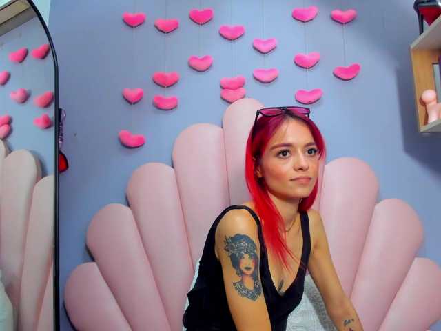 LucyMiller's BongaCams show and profile