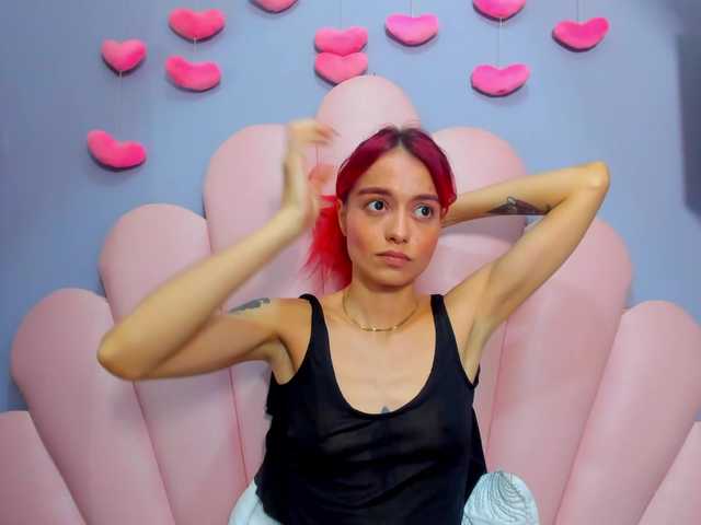 LucyMiller's BongaCams show and profile